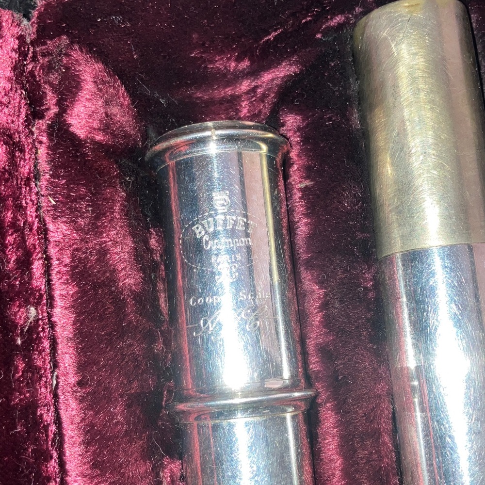 Flute - Picture 2 of 5